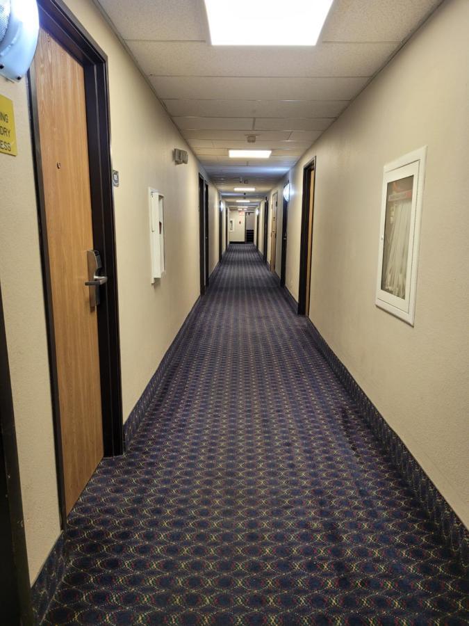 Raceway Inn Martinsville Exteriör bild