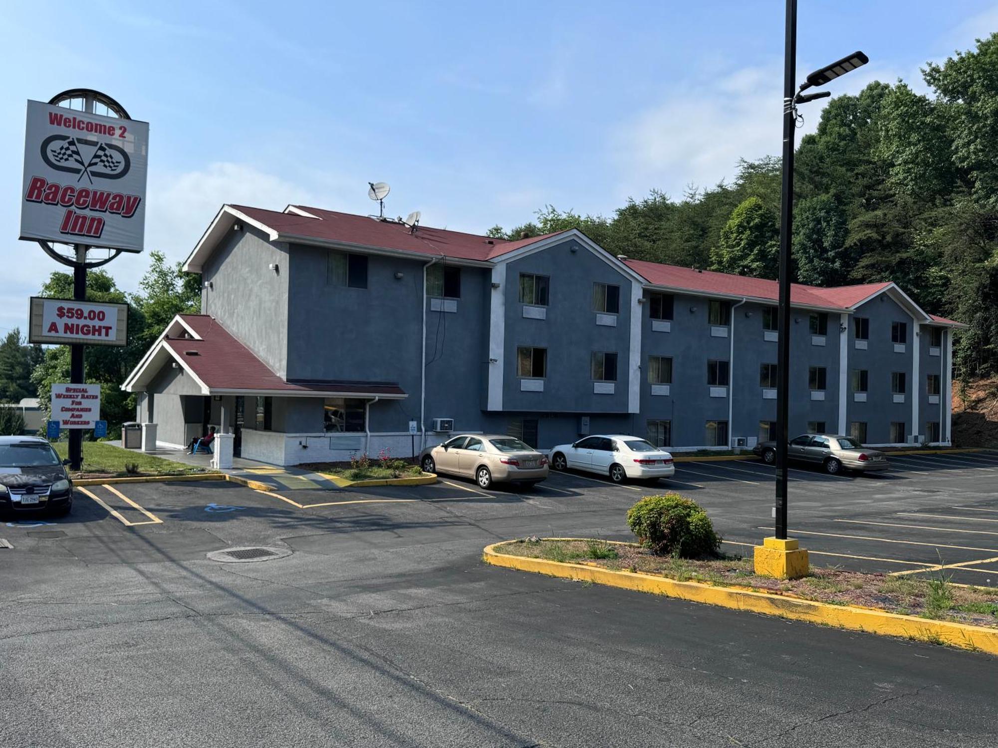 Raceway Inn Martinsville Exteriör bild